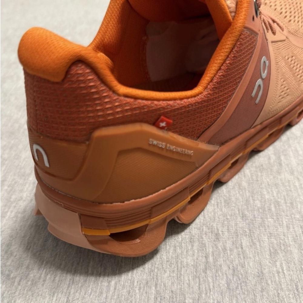 On Running Women’s Orange and Peach Athletic Shoes - Picture 6 of 9